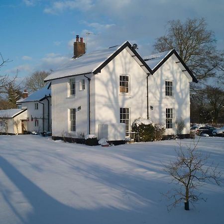 Апартаменты Old Rectory - Scoulton Great Ellingham Экстерьер фото