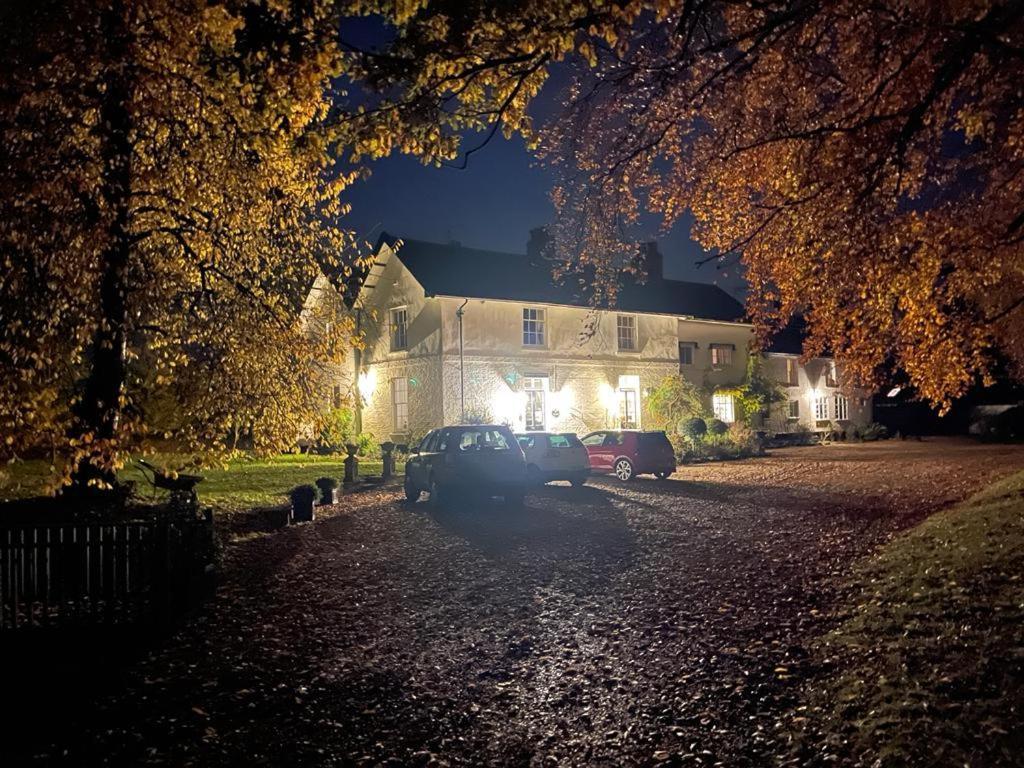 Апартаменты Old Rectory - Scoulton Great Ellingham Экстерьер фото